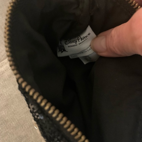 Vintage Disney Parks Mickey Mouse Coin Purse - Picture 2 of 6